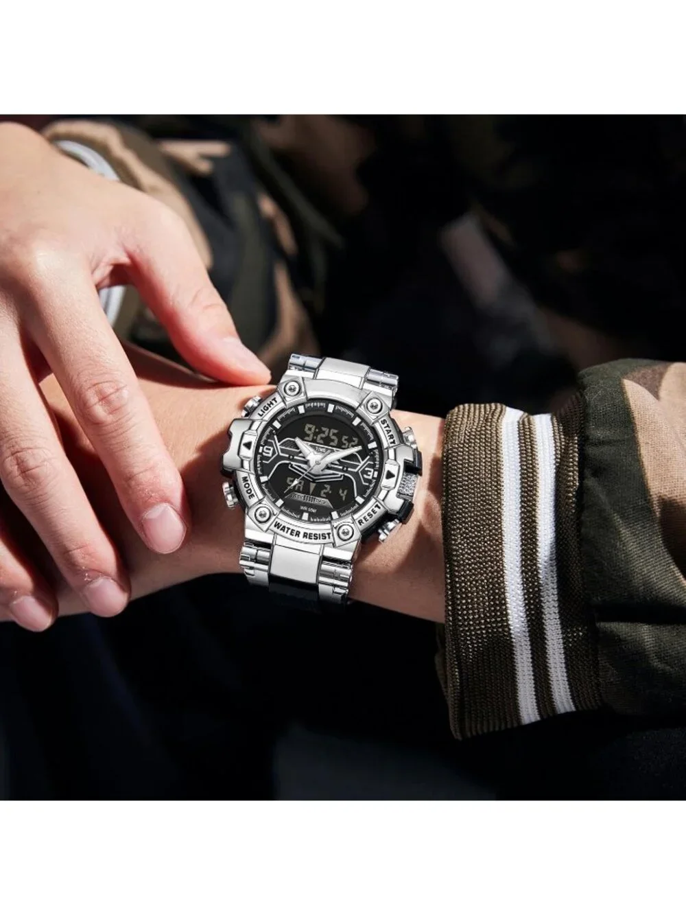 Men's Silver Analog Quartz Cool Designer Hombres Unique Electronics Duty Watch